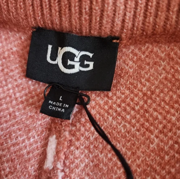 UGG | Womens Shaina Shorts - Picture 13 of 14